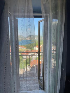 Casa con vista lago